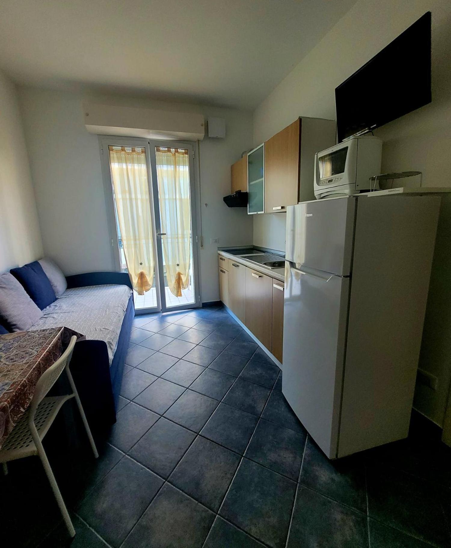 Residence Desiree リミニ エクステリア 写真